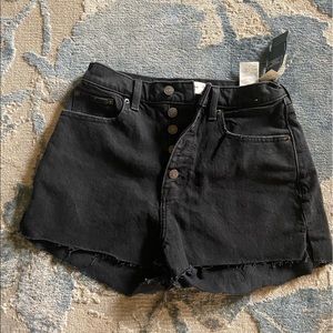Abercrombie high rise mom shorts Size 26.NWT